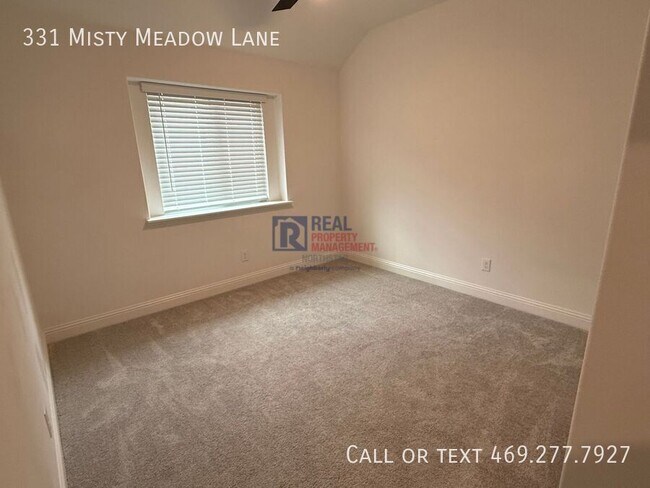 Building Photo - 331 Misty Mdw Ln