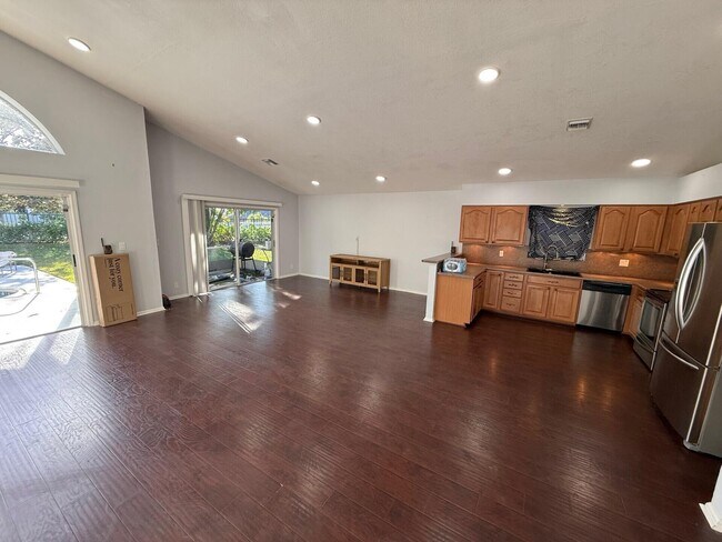 Building Photo - 1304 Lake Breeze Dr