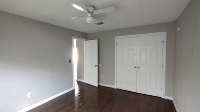 Building Photo - 933 Meadowlark Circle