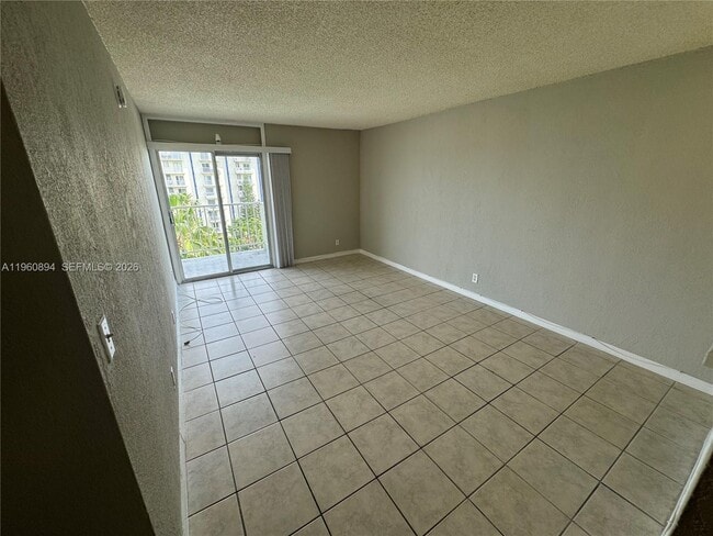 Building Photo - 801 NW 47th Ave