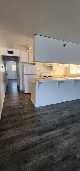 Building Photo - Cedar Park Apartments