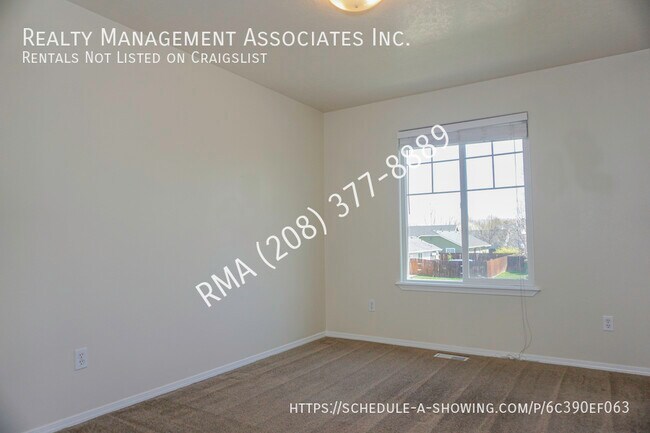Building Photo - 3511 S Winema Pl