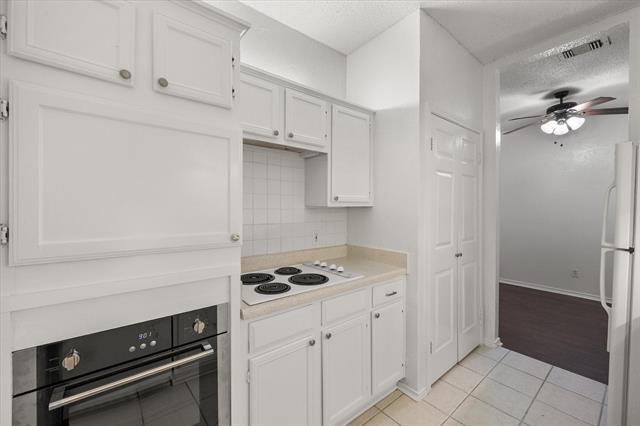 Building Photo - 2105 Count Fleet Dr