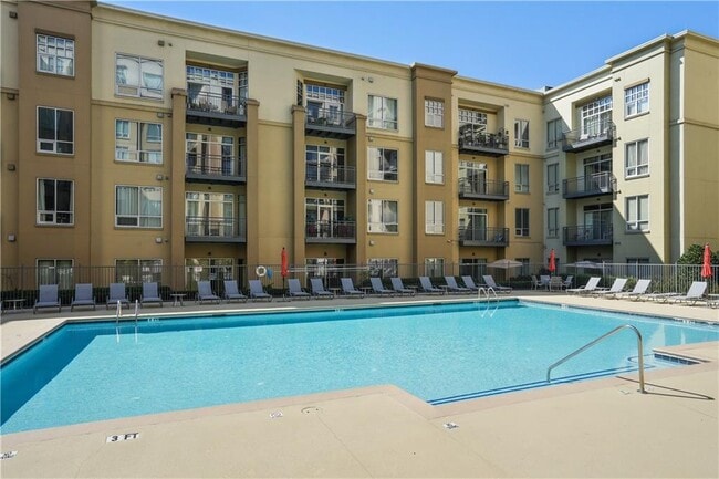 Building Photo - 711 Cosmopolitan Dr NE