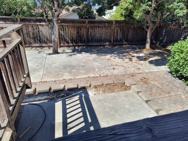 Building Photo - 2729 Coltwood Dr