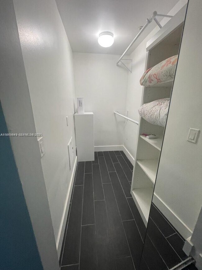 Building Photo - 60 SW 13th St