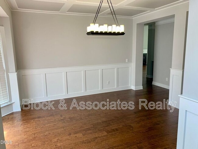 Building Photo - 5013 Kettle Creek Rd