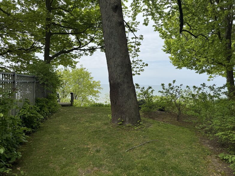 Lake Michigan Acces - 5953 Beechwood Dr