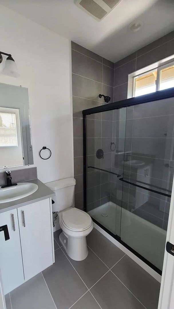 Building Photo - Brand new ADU in West Sacramento