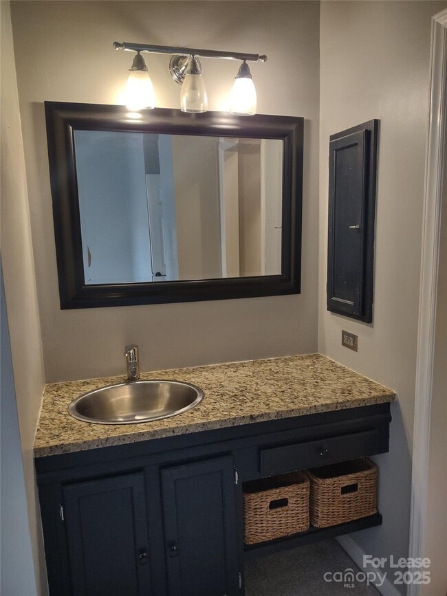 Building Photo - 8206 Legare Ct