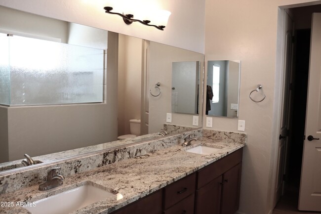 Building Photo - 1547 Middle Crk Ln