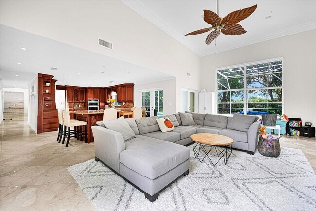 Building Photo - Southwest 111th Terrace, Miami, FL 33176 - 5 BR 3.5 BA single-family home