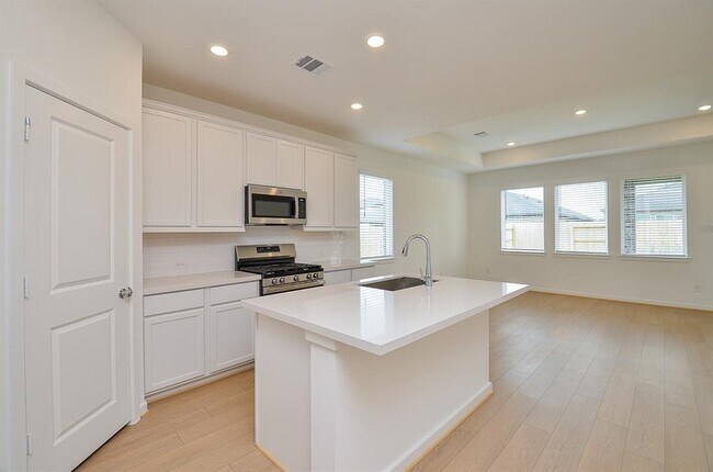 Building Photo - 9727 Rialto Hts Dr