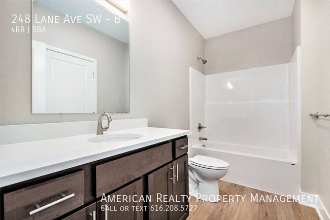 Building Photo - 248 Lane Ave SW