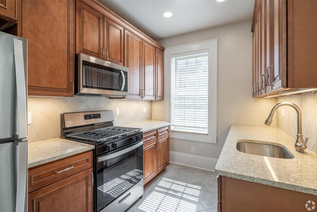 Building Photo - Worthington House