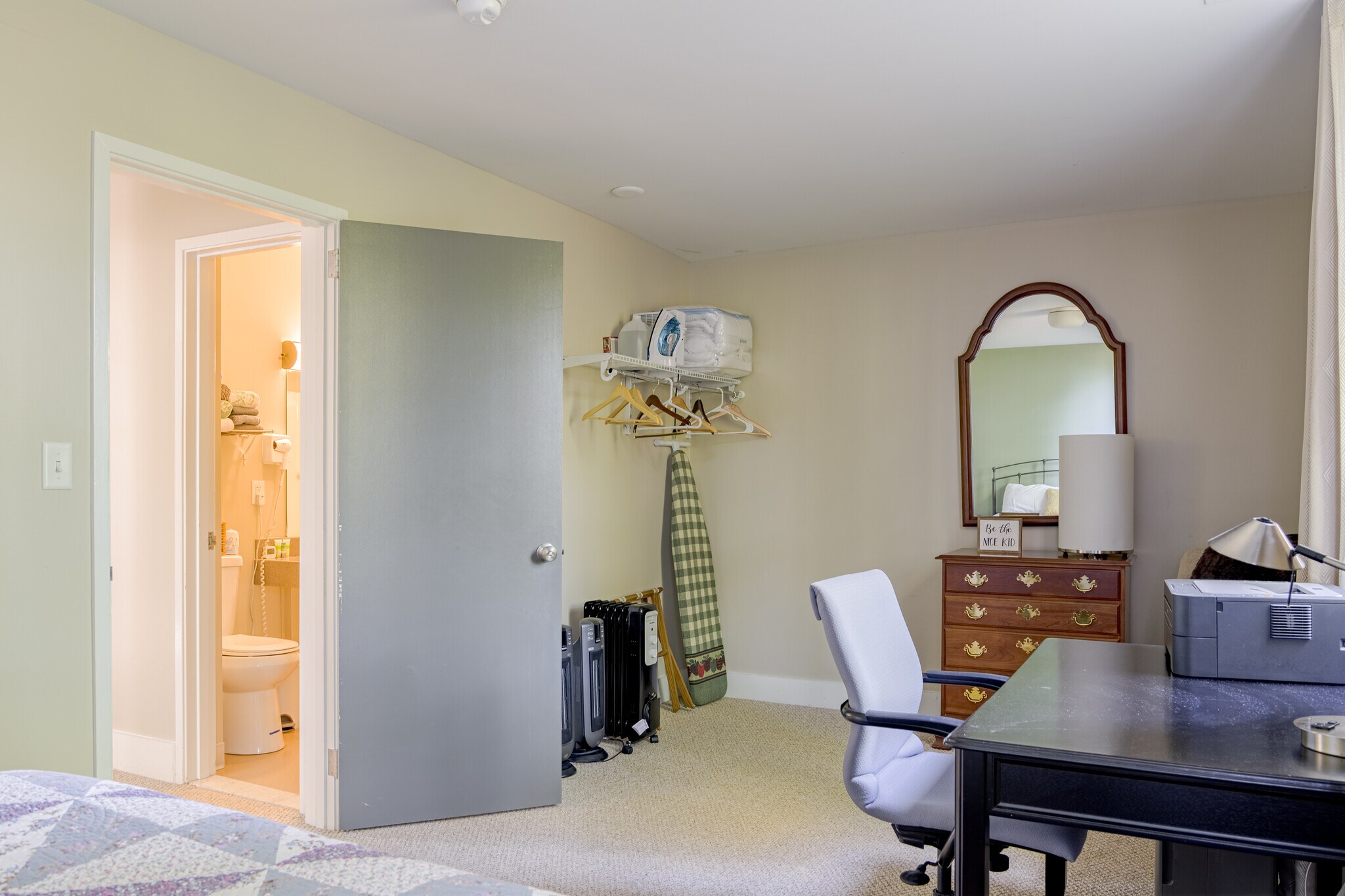 Building Photo - 2 Willets Pl