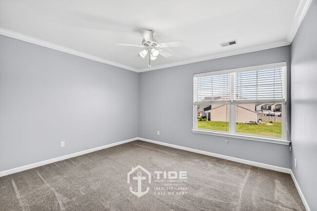 Building Photo - Spacious Living in Moncks Corner