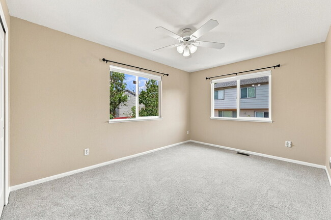 Building Photo - $2,845.95, 6-bed, 3.5-bath located in Colorado Springs with a fenced backyard.