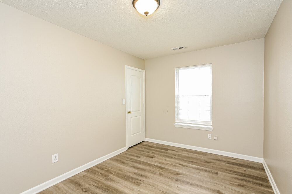 Building Photo - 9723 Centennial Ct