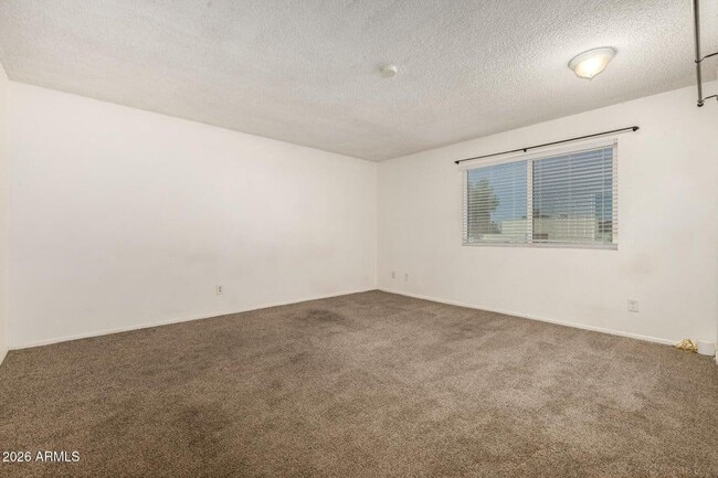 Building Photo - 3109 W Harmont Dr