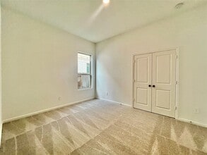 Building Photo - 17771 Misty Brk Ln