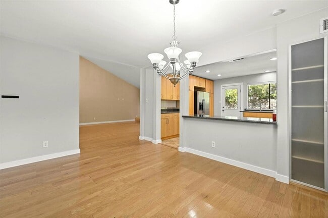 Building Photo - 11608 Big Trail