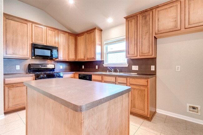Building Photo - 17910 Carroll Pl Ln