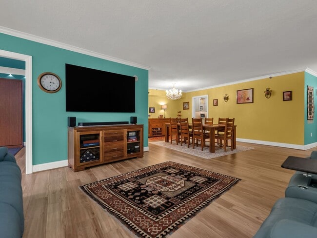 Building Photo - Have It All in Crystal City: Spacious, Stylish & Steps From Everything!