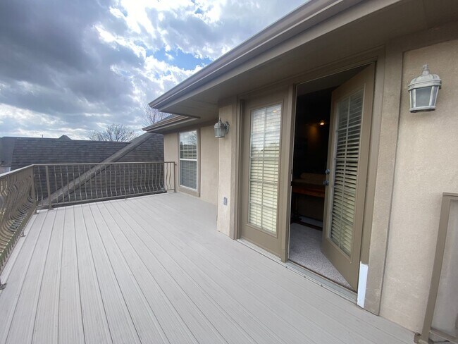 Building Photo - Broken Arrow Schools-Gated Community!