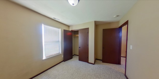 Building Photo - 3D Tour Available - Backs up to Lake + Fenced-in Yard + Stainless Steel Appliances! Available Jul...