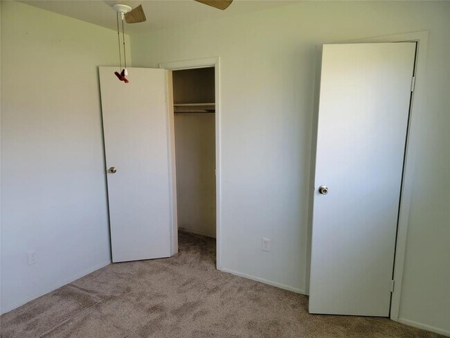 Building Photo - 257 Austin St