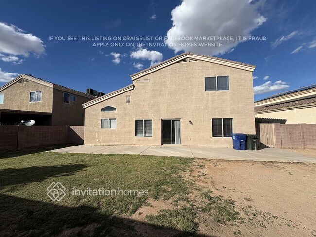 Building Photo - 12813 W Mauna Loa Ln