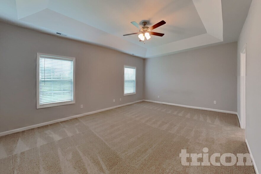 Building Photo - 1022 Cyril Dr