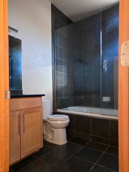 Building Photo - 893 Silver Ave SW