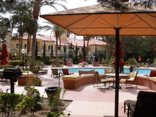 Building Photo - Meridian - Unfurnished 1 Bed|1 Bath Luxury Condo with Main Pool View.