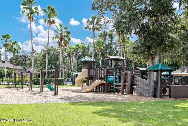 Building Photo - 701 Lake Stone Cir