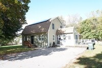 Building Photo - 8 New Fitchburg Rd