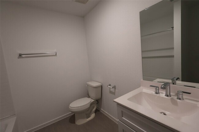 Building Photo - 14993 Rustic Moon Rd