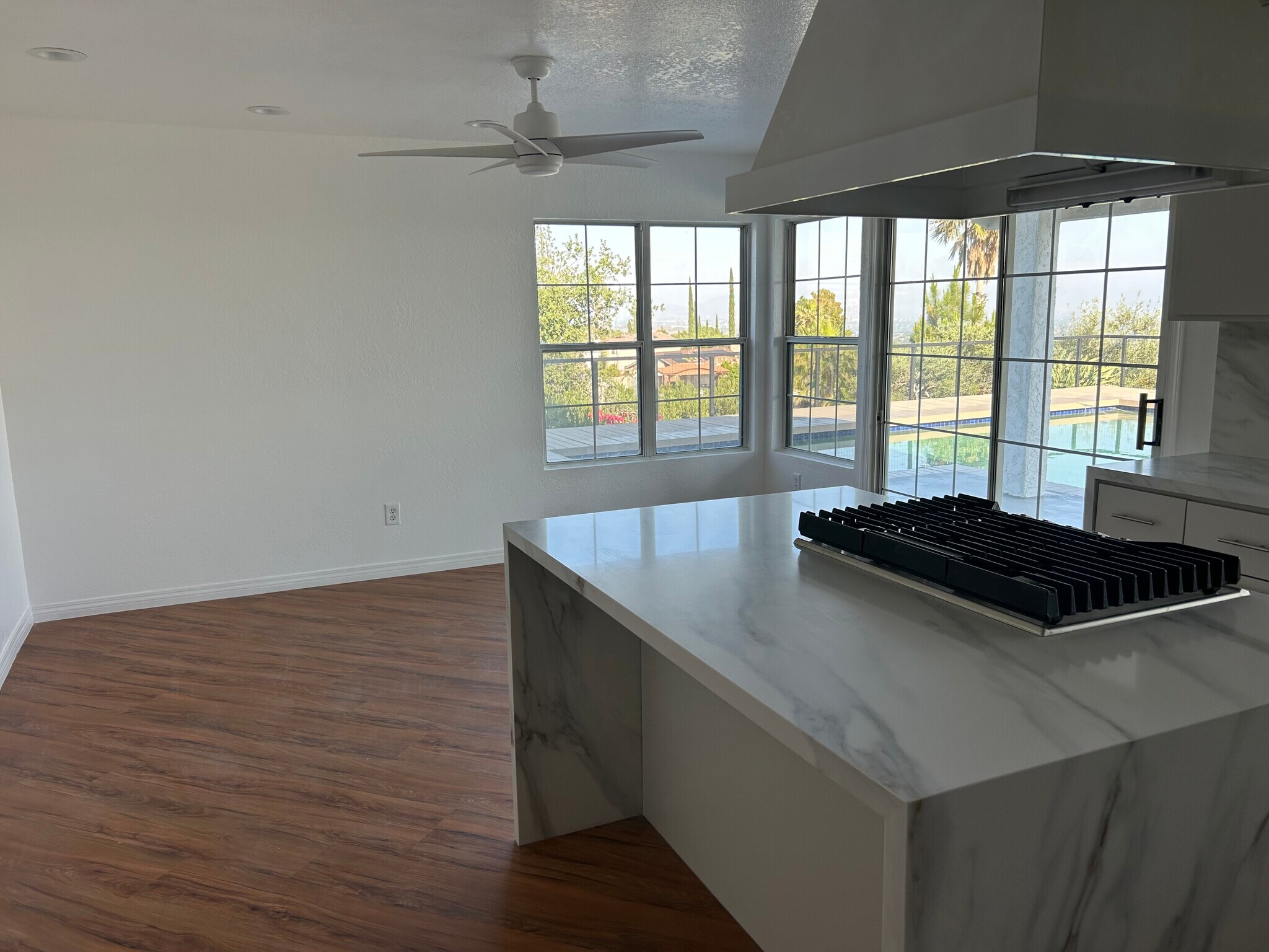 Keeping Room - 12644 Nola Pl