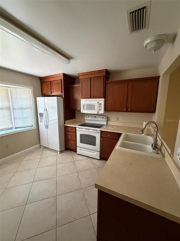 Building Photo - 1120 Monroe Ave