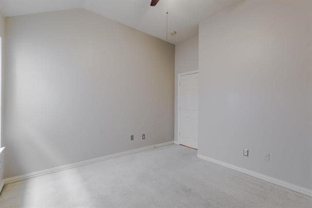 Building Photo - 1604 Oak Brook Ln