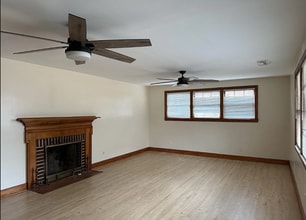 Building Photo - 6210 Old Point Rd