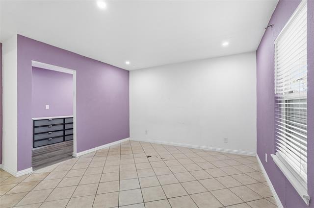 Building Photo - 9420 Kerrville St