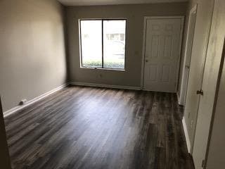 Building Photo - 335 Beverly St