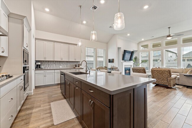 Building Photo - 19335 Belmont Stakes Wy