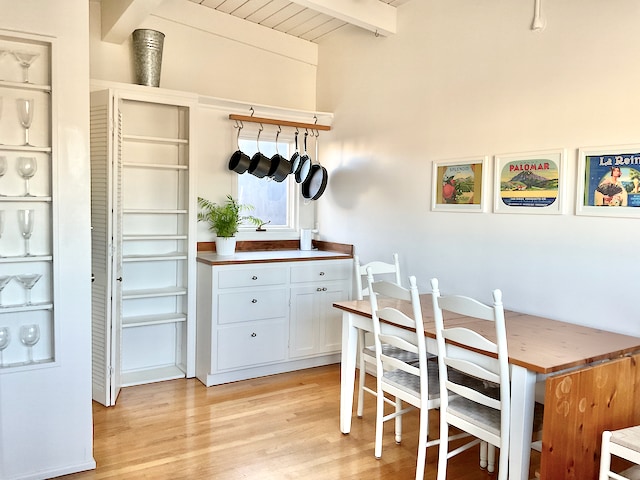 Dining area - 324 4th St