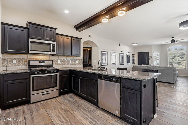 Building Photo - 14270 Richard Wiles