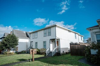 Building Photo - 917 I St