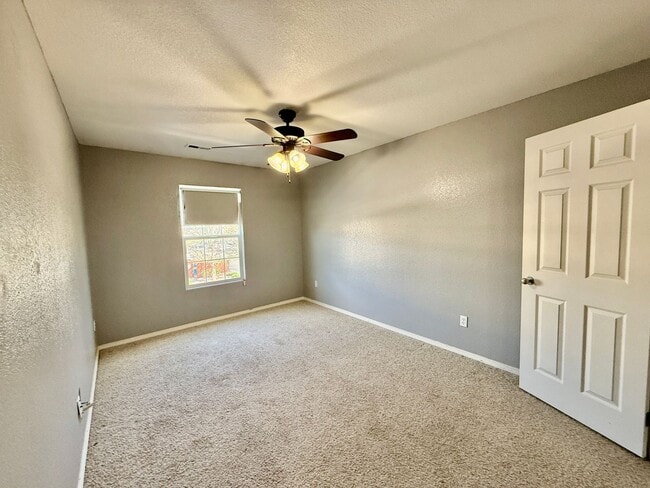 Building Photo - Stunning Townhome in Fountain, CO — Mountain Views, Corner Lot, Minutes from Fort Carson & Peters...