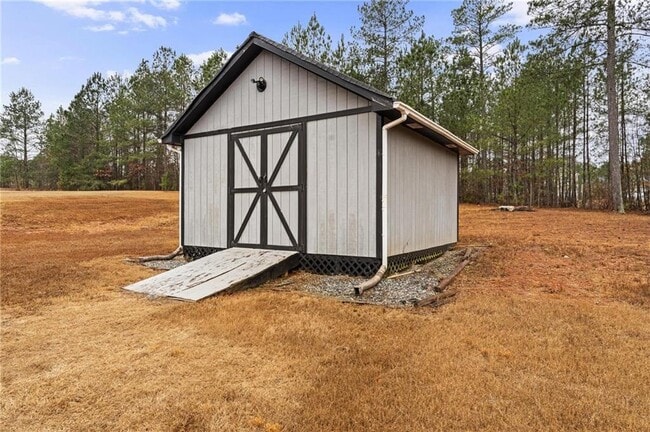 Building Photo - 40 Pine Shadow Cir